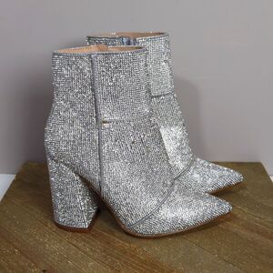 Steve Madden Nola boots flared heel full rhinestone pointed toe size 6
